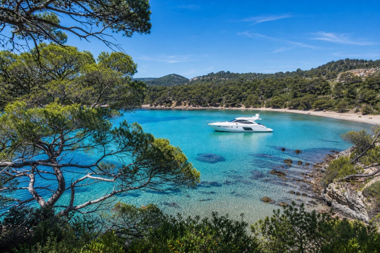 Saint-Tropez to Porquerolles